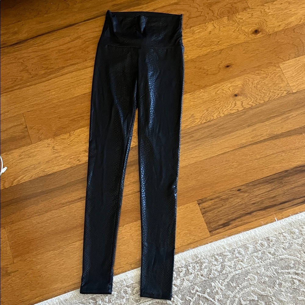 CHERISH BLACK SNAKE SKIN FAUX LEATHER LEGGINGS